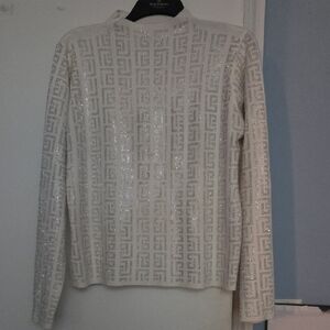 White Geometric Rhinestone Patterned Long Sleeve Top